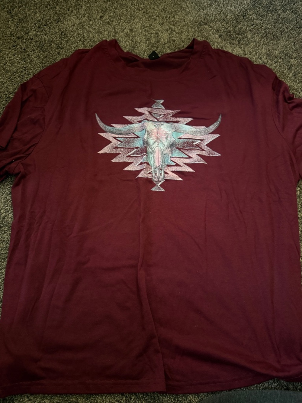 SHEIN Maroon Short-Sleeve Tee with Southwestern Bull Skull Graphic